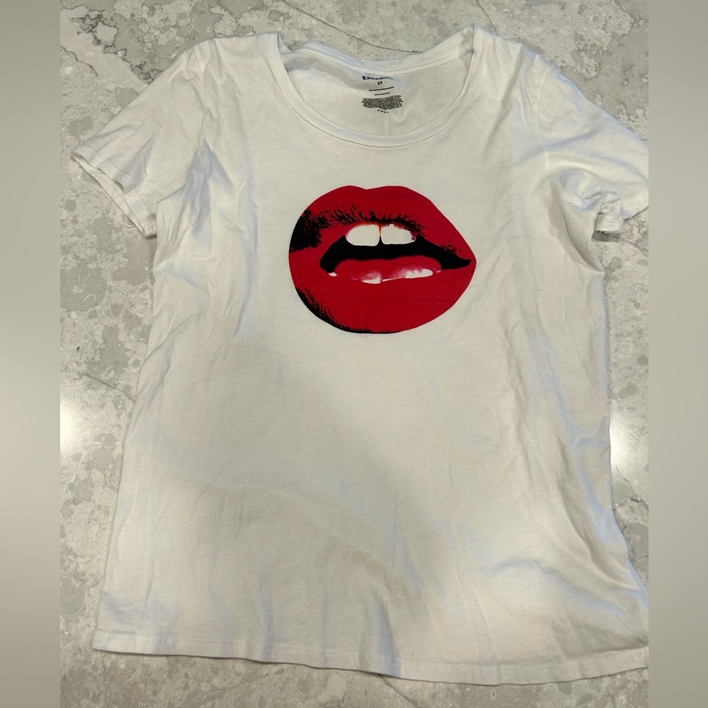 Express Graphic Tee